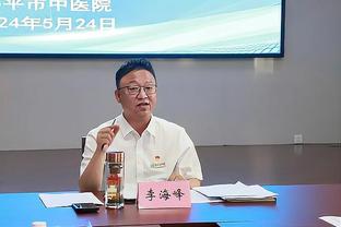 乔治：邓罗会不断跑动 你得时刻注意他的位置